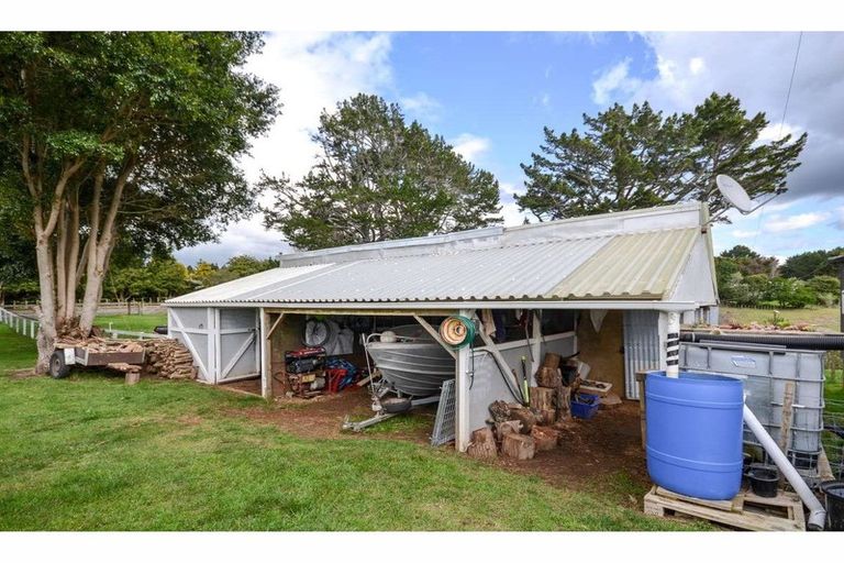 Photo of property in 335 Takou Bay Road, Kaeo, Kerikeri, 0295