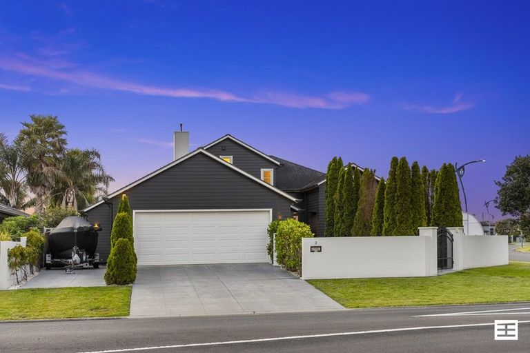 Photo of property in 2 Portofina Court, Papamoa Beach, Papamoa, 3118