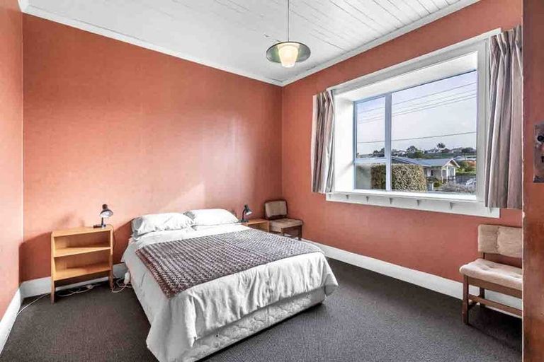 Photo of property in 20 Irving Street, Gore, 9710