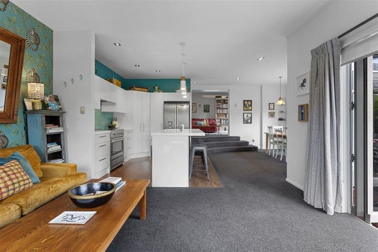 Photo of property in 7 Monks Parade, The Pines Beach, 7630