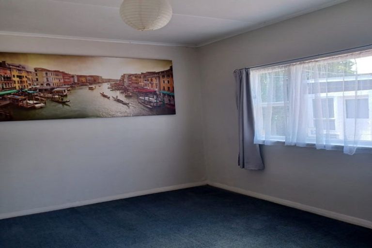 Photo of property in 19 Hereford Street, West End, Palmerston North, 4410