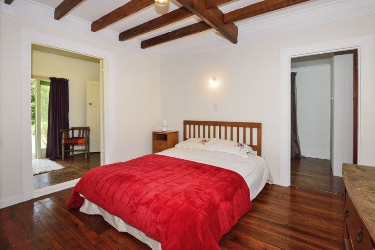 Photo of property in 51 Tauwhareparae Road, Tolaga Bay, 4077