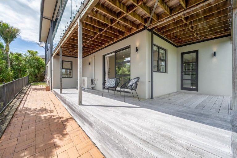 Photo of property in 32c Devon Road, Bucklands Beach, Auckland, 2012