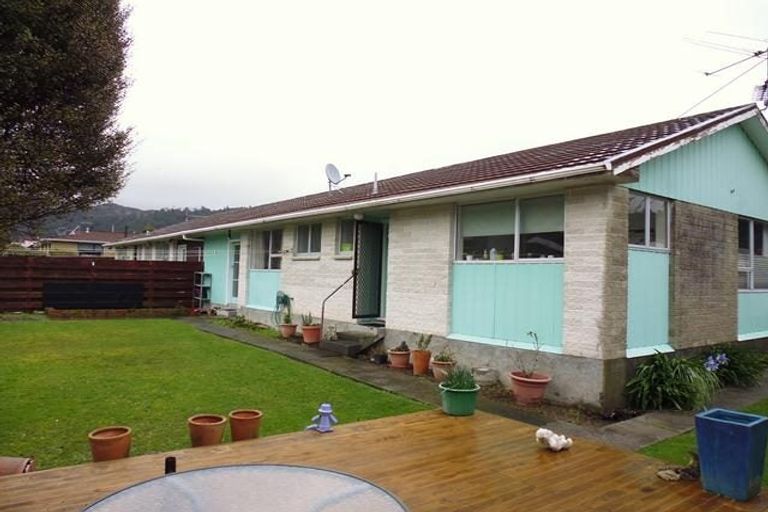 Photo of property in 259b Stokes Valley, Stokes Valley, Lower Hutt, 5019