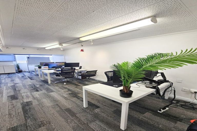 Photo of property in 28 Don Street, Papakura, 2110