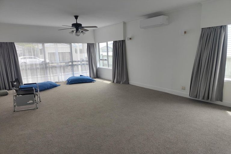 Photo of property in 24 Ellesmere Avenue, Miramar, Wellington, 6022