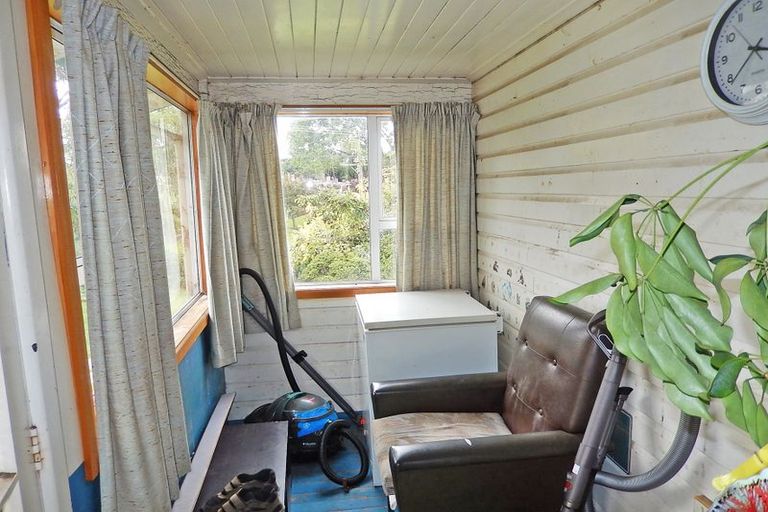 Photo of property in 64 Perth Street, South Hill, Oamaru, 9400
