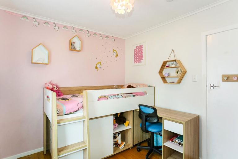 Photo of property in 9 Lawrie Avenue, Pukekohe, 2120