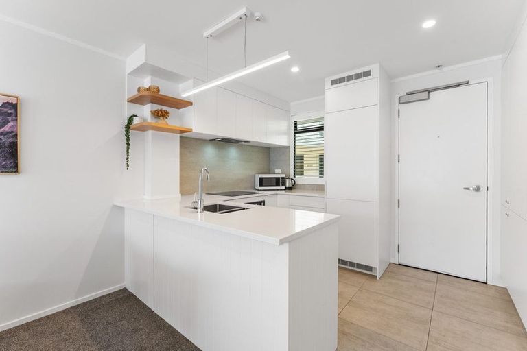 Photo of property in 408/23 Maunganui Road, Mount Maunganui, 3116