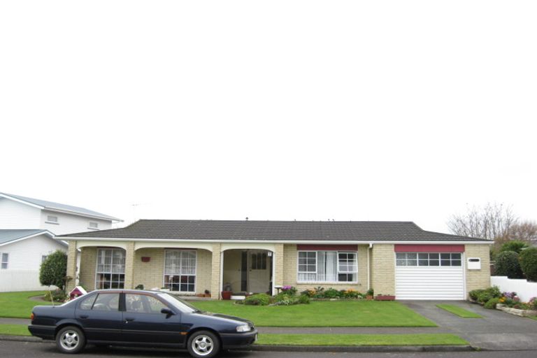 Photo of property in 12 Maralyn Place, Bell Block, New Plymouth, 4312