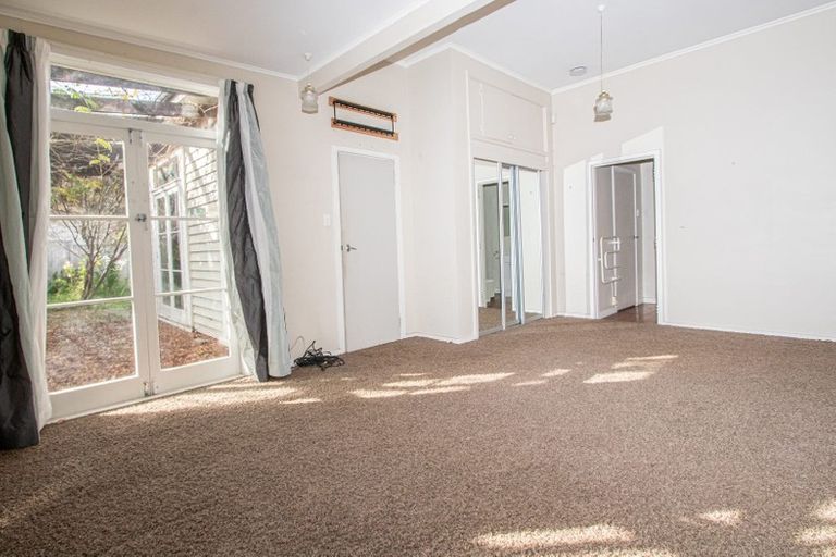 Photo of property in 35 Mahoe Street, Melville, Hamilton, 3206