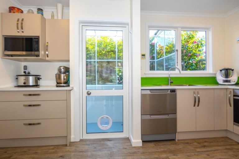 Photo of property in 76 Mckenzie Street, Geraldine, 7930