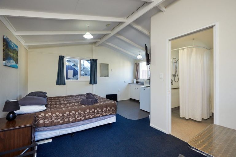 Photo of property in 162 Esplanade, Kaikoura, 7300