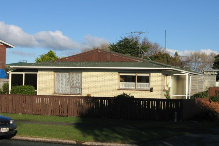 Photo of property in 2/92 Florence Avenue, Orewa, 0931