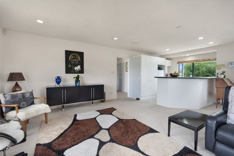 Photo of property in 3 Tokay Place, Huapai, Kumeu, 0810