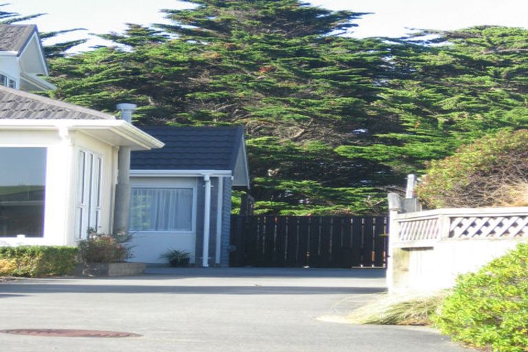 Photo of property in 13a Westridge, Camborne, Porirua, 5026