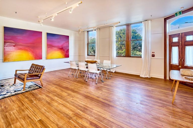 Photo of property in 230 Tinakori Road, Thorndon, Wellington, 6011