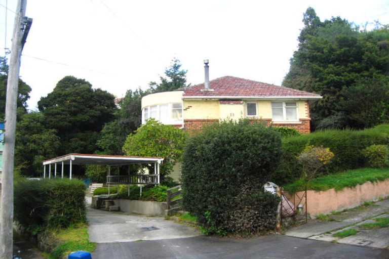 Photo of property in 13 Macbeth Street, Caversham, Dunedin, 9012