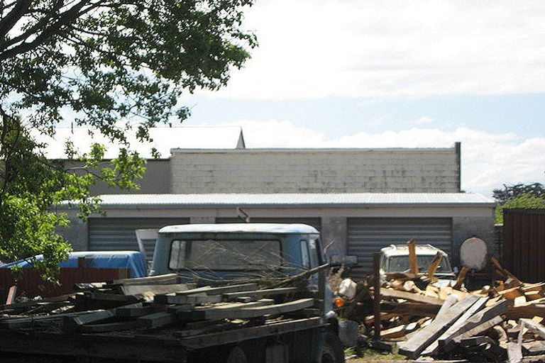 Photo of property in 4 Waikuku Beach Road, Waikuku Beach, 7473