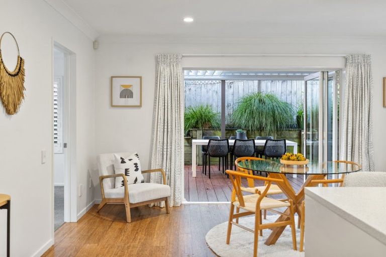 Photo of property in 7 Hendrika Court, Hobsonville, Auckland, 0618