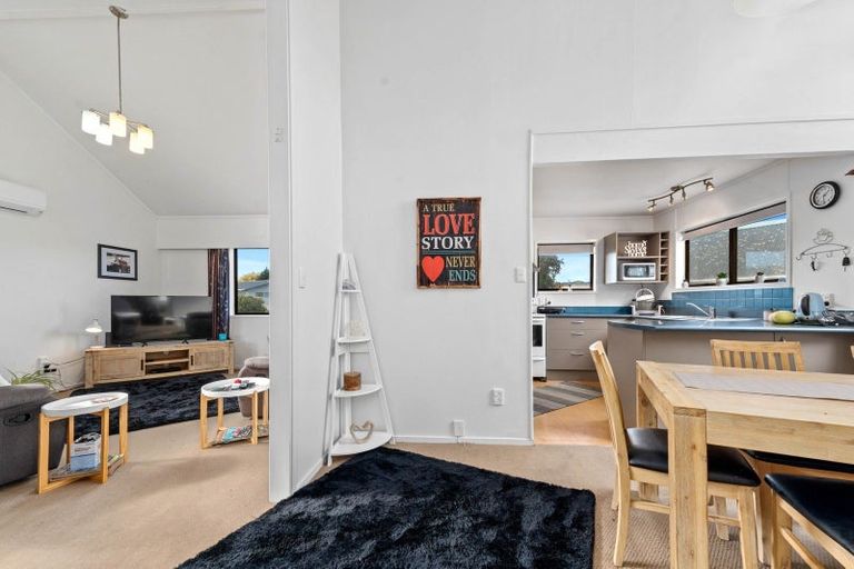 Photo of property in 36 Browning Crescent, Owhata, Rotorua, 3010