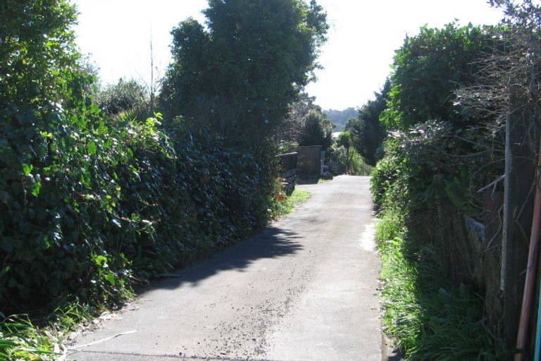 Photo of property in 37 Wallace Road, Ranui, Auckland, 0612