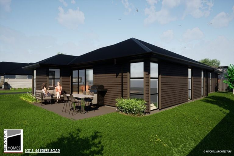 Photo of property in 5 Olearia Lane, Woodend, 7610