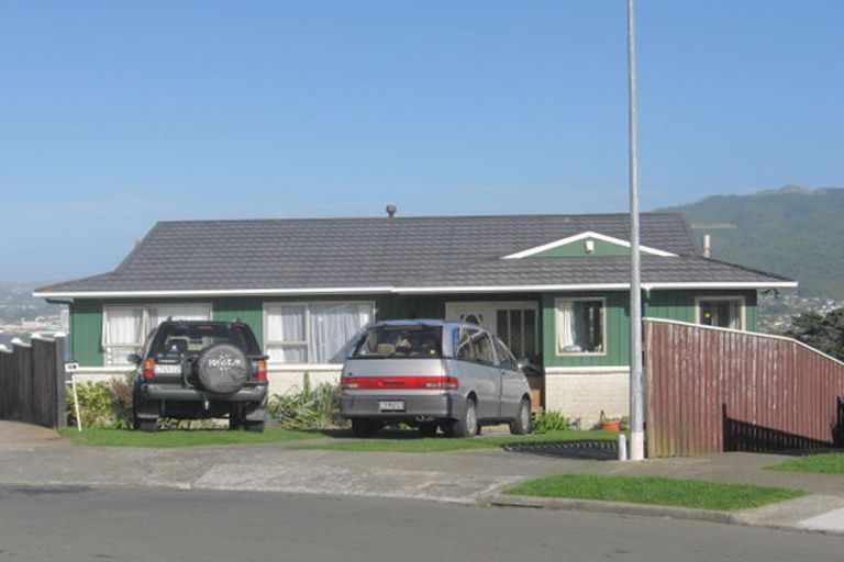 Photo of property in 29 Humphreys Grove, Titahi Bay, Porirua, 5022