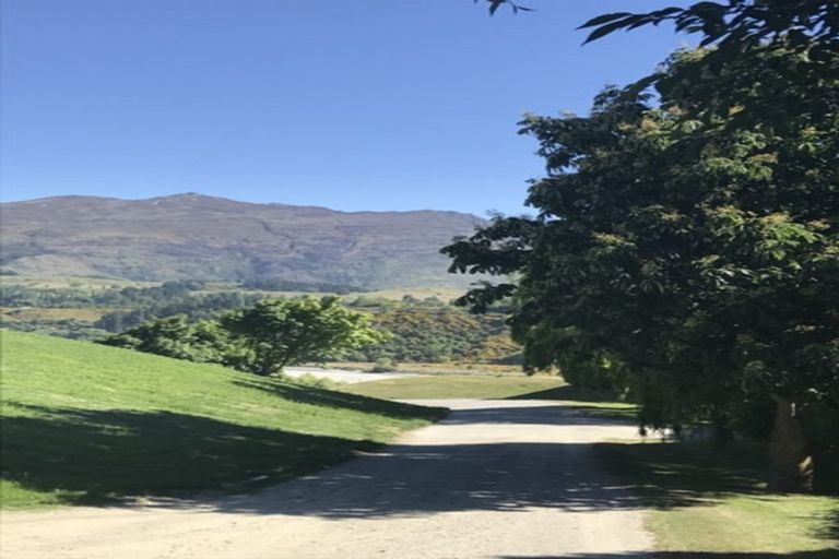 Photo of property in 1 Beechwood Lane, Lower Shotover, Queenstown, 9371