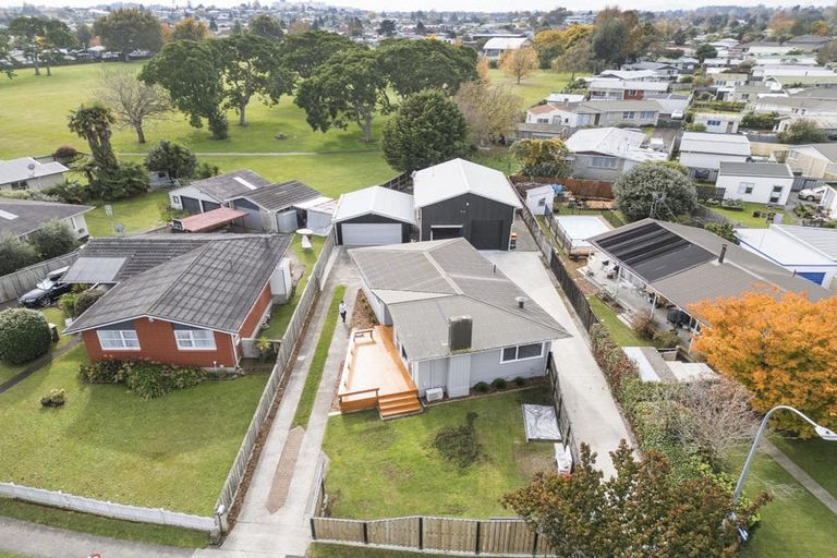 Photo of property in 34 Rhonda Avenue, Deanwell, Hamilton, 3206