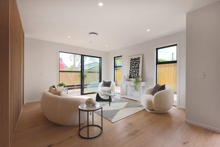 Photo of property in 8 Maire Street, Woburn, Lower Hutt, 5010