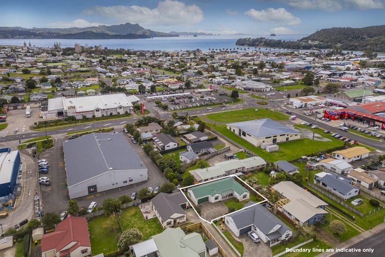 Photo of property in 7 Cholmondeley Crescent, Whitianga, 3510