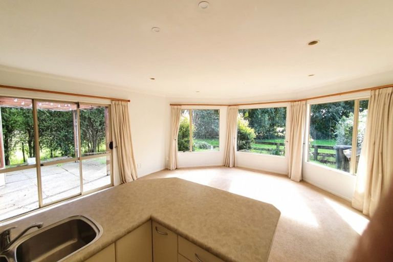 Photo of property in 268 Matua Road, Kumeu, 0891