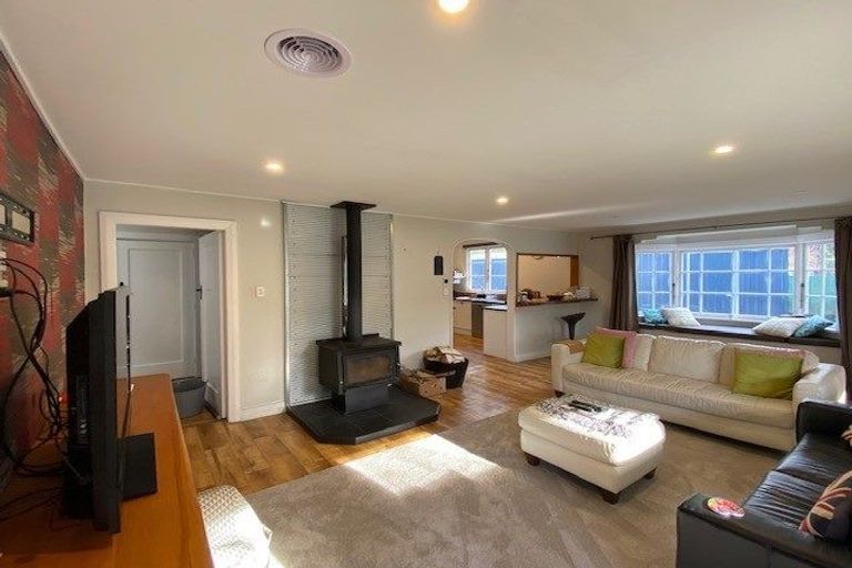 Photo of property in 210 Stone Street, Wanaka, 9305