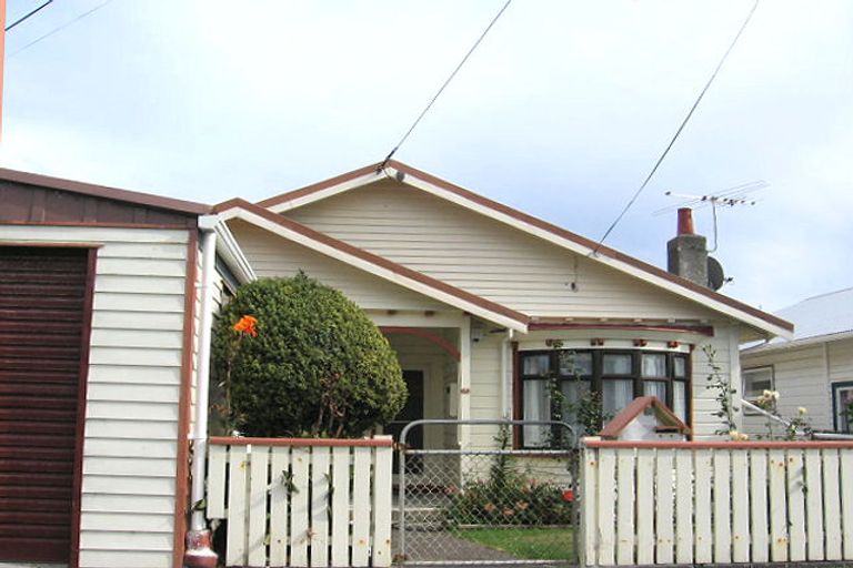 Photo of property in 68 Bridge Street, Rongotai, Wellington, 6022