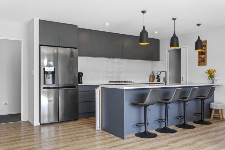 Photo of property in 3b Wyllie Place, Amberley, 7410