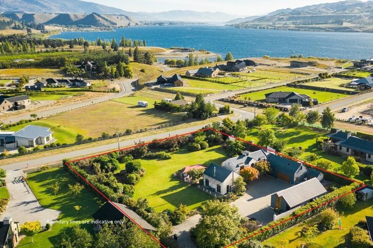 Photo of property in 10 Roberts Drive, Cromwell, 9310