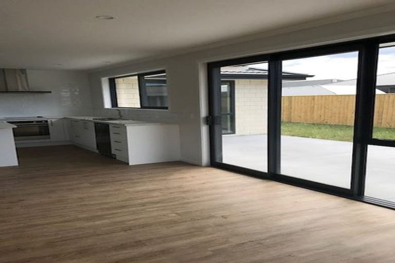 Photo of property in 11 George Fyfe Way, Wakefield, 7025