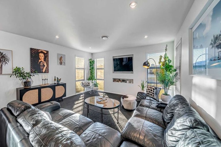 Photo of property in 28 Sovereign Boulevard, Kaiapoi, 7630