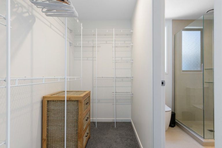 Photo of property in 10 Chapman Way, Jacks Point, 9371