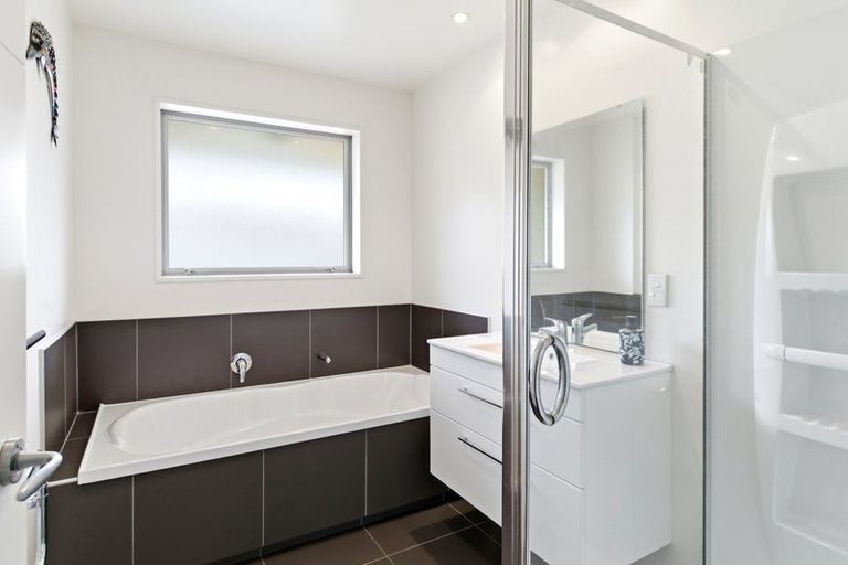 Photo of property in 15 Cridland Place, Halswell, Christchurch, 8025