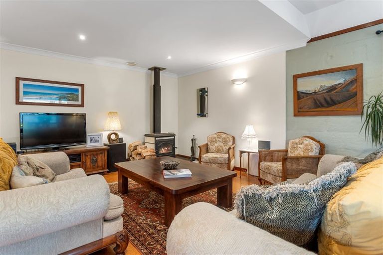 Photo of property in 43 Pembertons Road, Sefton, 7477