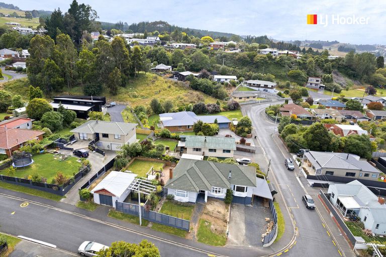 Photo of property in 1 Shulma Street, Abbotsford, Dunedin, 9018