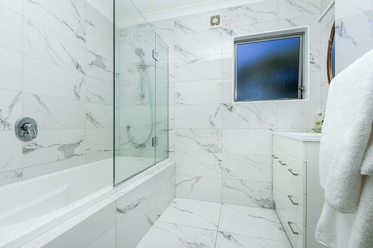 Photo of property in 79a Aramoana Avenue, Devonport, Auckland, 0624