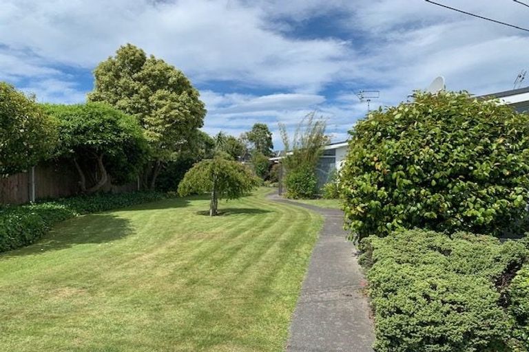 Photo of property in 594 Barbadoes Street, Edgeware, Christchurch, 8013