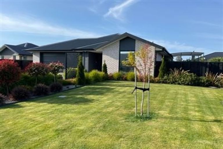 Photo of property in 4 Fearne Drive, Woodend, 7610