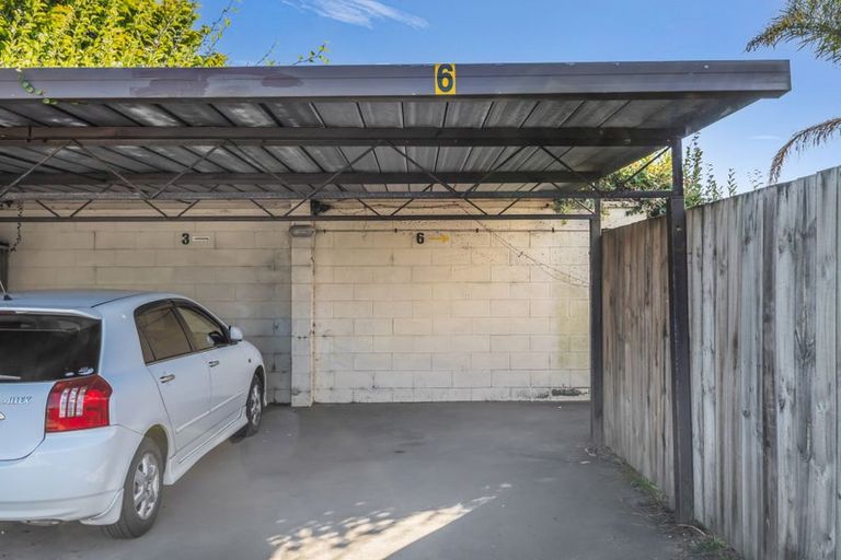 Photo of property in 2/506 Devonport Road, Tauranga South, Tauranga, 3112