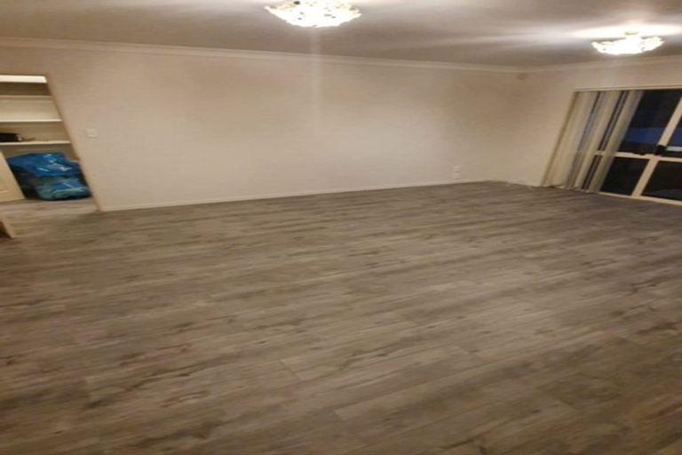 Photo of property in 56 Ransom Smyth Drive, Goodwood Heights, Auckland, 2105