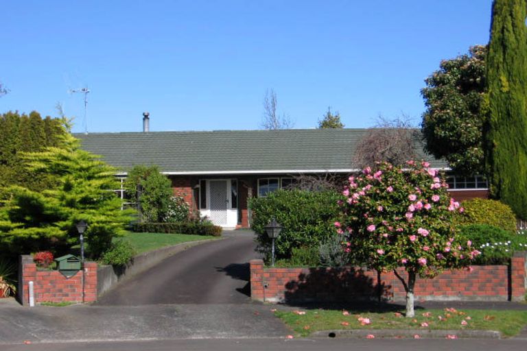 Photo of property in 12 Te Punga Place, Awapuni, Palmerston North, 4412