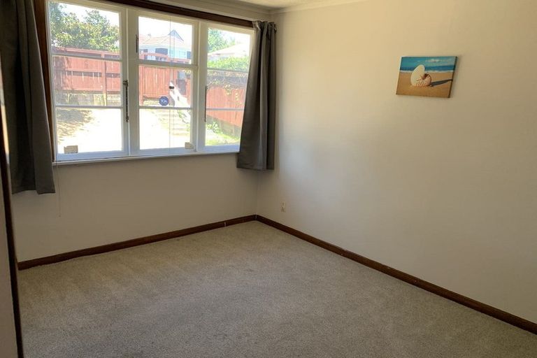 Photo of property in 87 Hillsborough Road, Hillsborough, Auckland, 1042